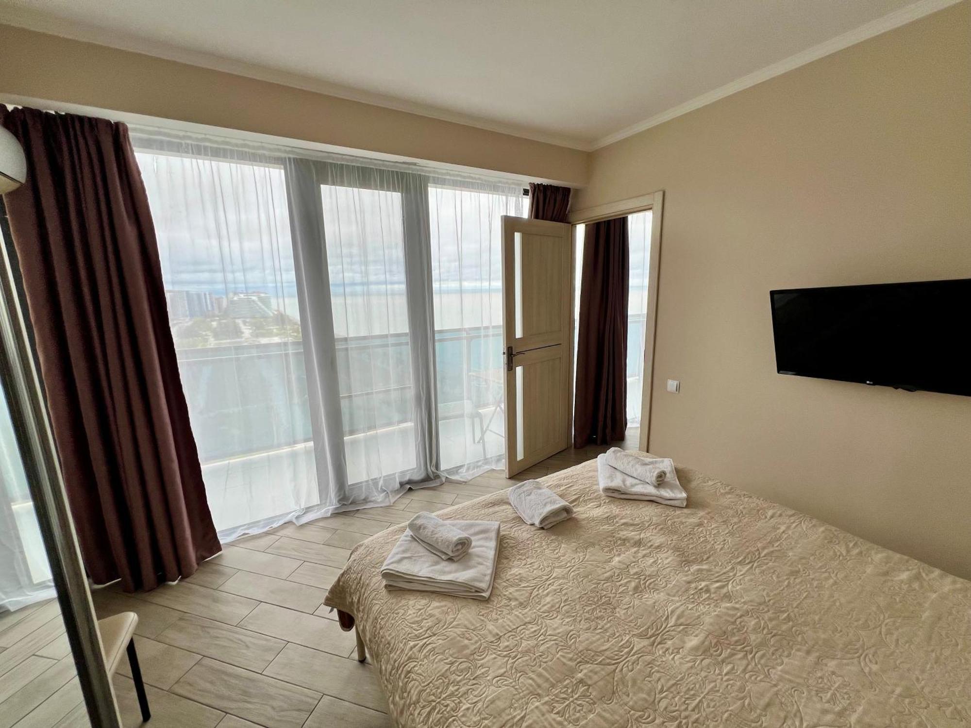 Orbi Beach Tower Μπατούμι Εξωτερικό φωτογραφία
