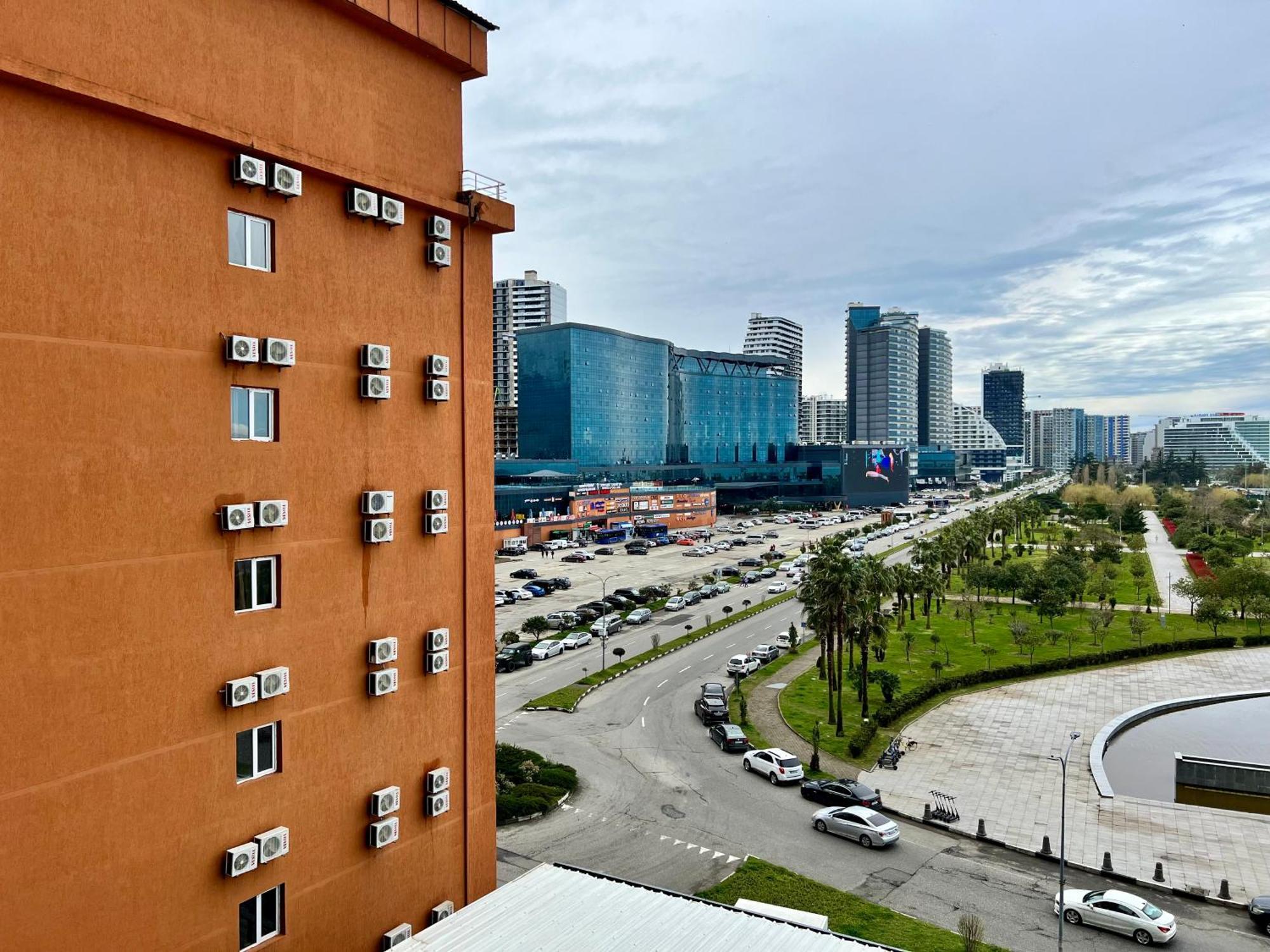Orbi Beach Tower Μπατούμι Εξωτερικό φωτογραφία