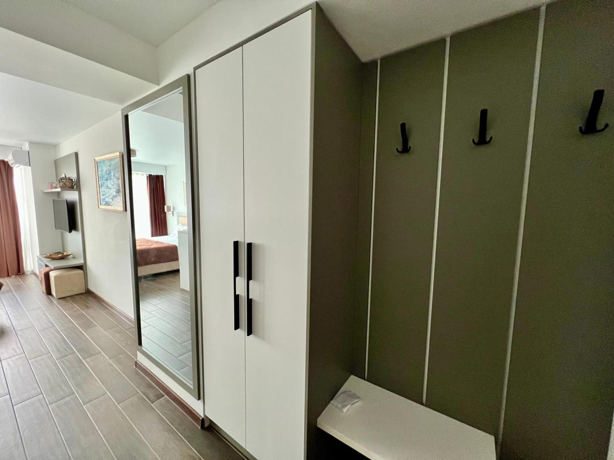 Orbi Beach Tower Μπατούμι Εξωτερικό φωτογραφία