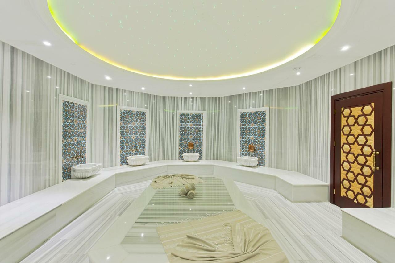 Orbi Beach Tower Μπατούμι Εξωτερικό φωτογραφία
