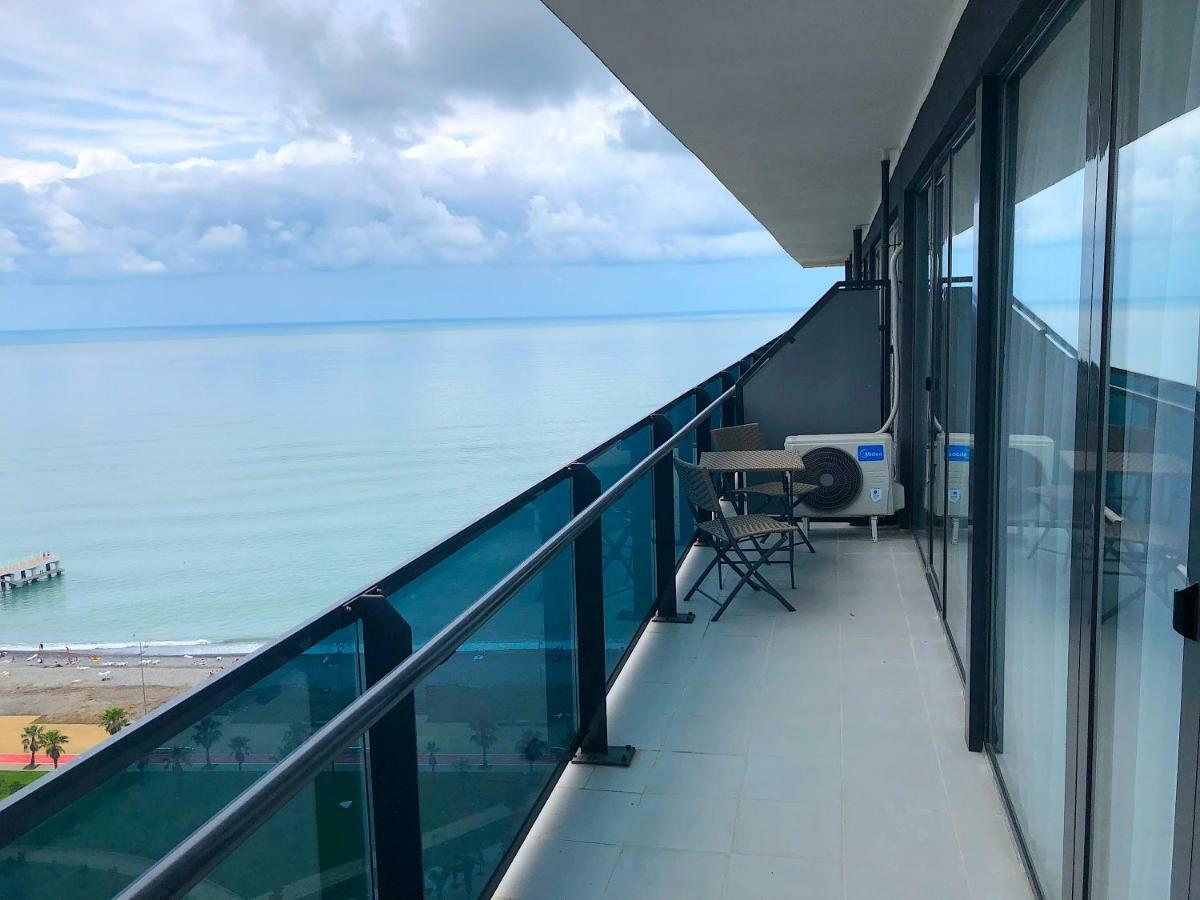 Orbi Beach Tower Μπατούμι Εξωτερικό φωτογραφία